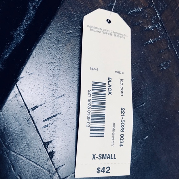 ⛔️SOLD⛔️✨Black Velvet Choker Swing Dress✨ - Picture 6 of 7